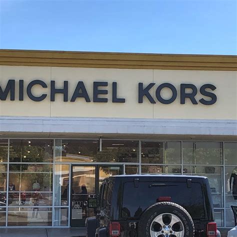 michael kors gilroy ca.